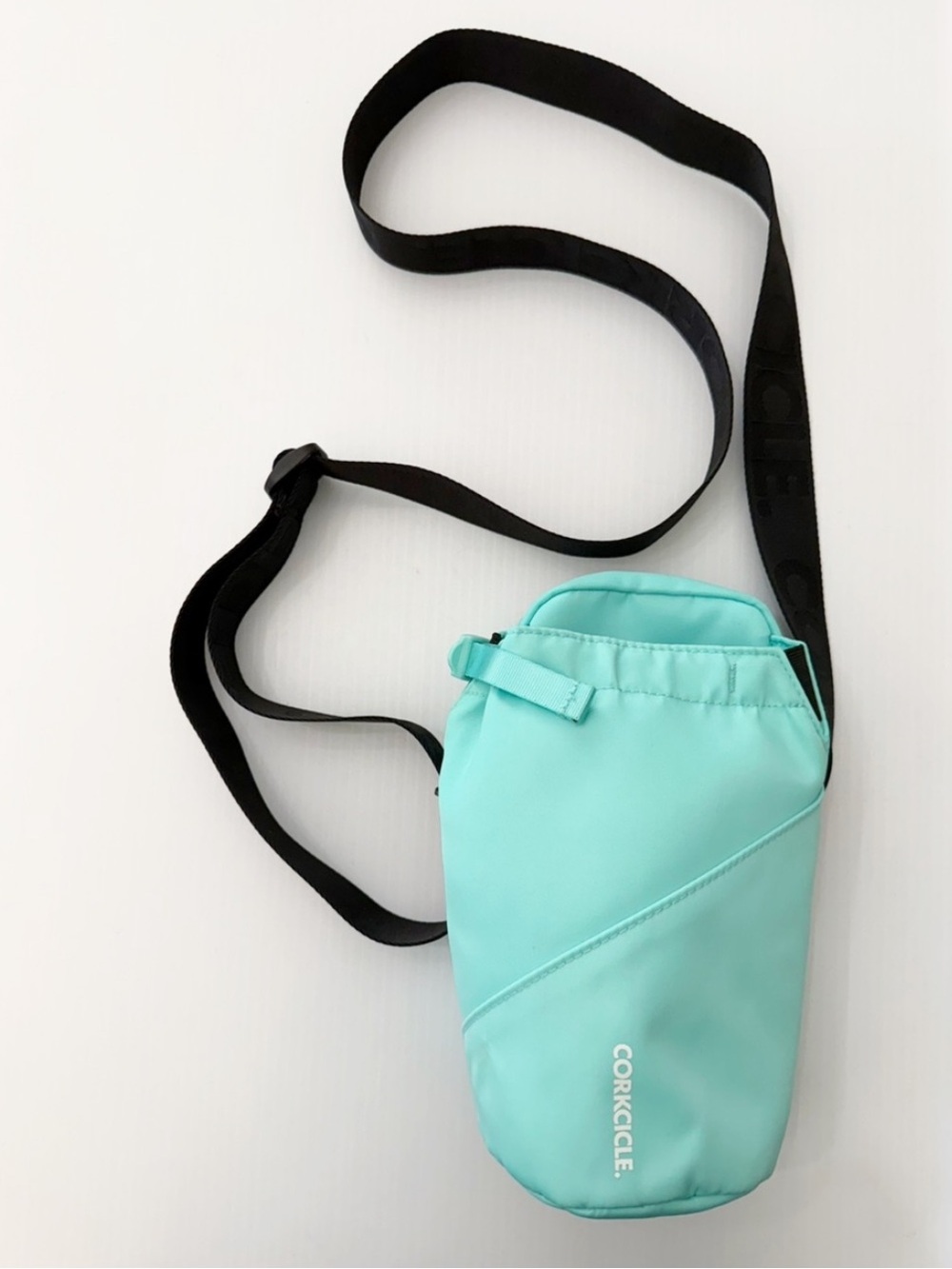 CORKCICLE CROSSBODY WATER BOTTLE SLING BAG Turquoise